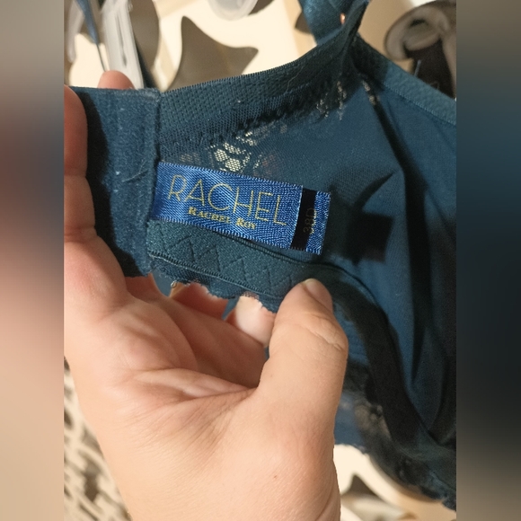 Bra 36D - Picture 9 of 9